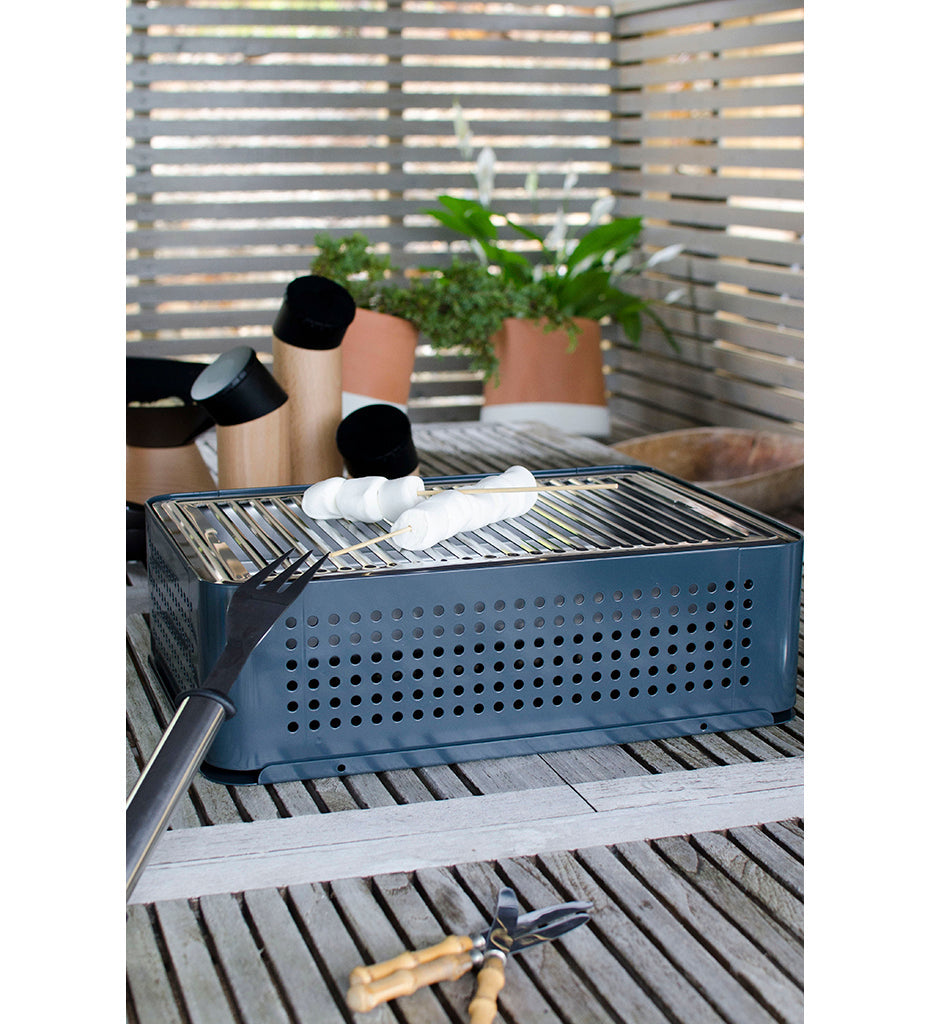 lifestyle, RS Barcelona Mon Oncle Portable Barbecue