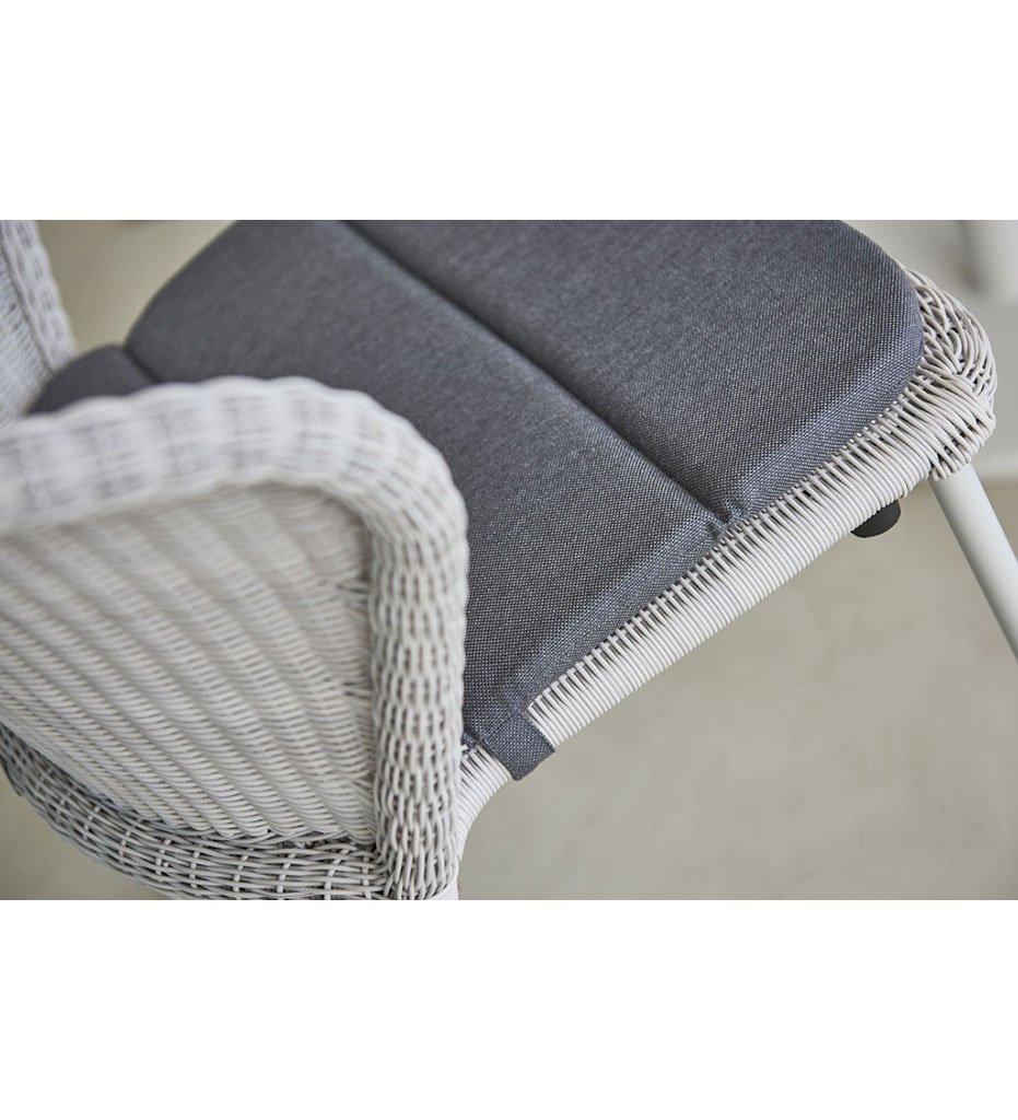 lifestyle, Cane-Line Lean Chair - Thin Weave