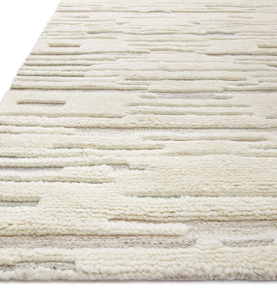 Loloi Bennett BE-02 Ivory / Mist Rug - closeup